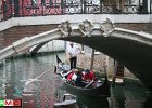 9  In gondola