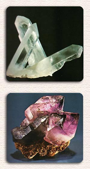 In alto: cristalli di quarzo incolore o ialino o cristallo di rocca. In basso: cristalli di quarzo ametista.
